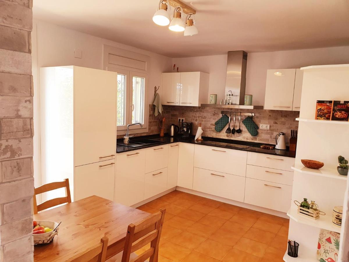New Holiday House "Casa Mialina" With Private Pool, 300M To Beach Cambrils Exterior foto